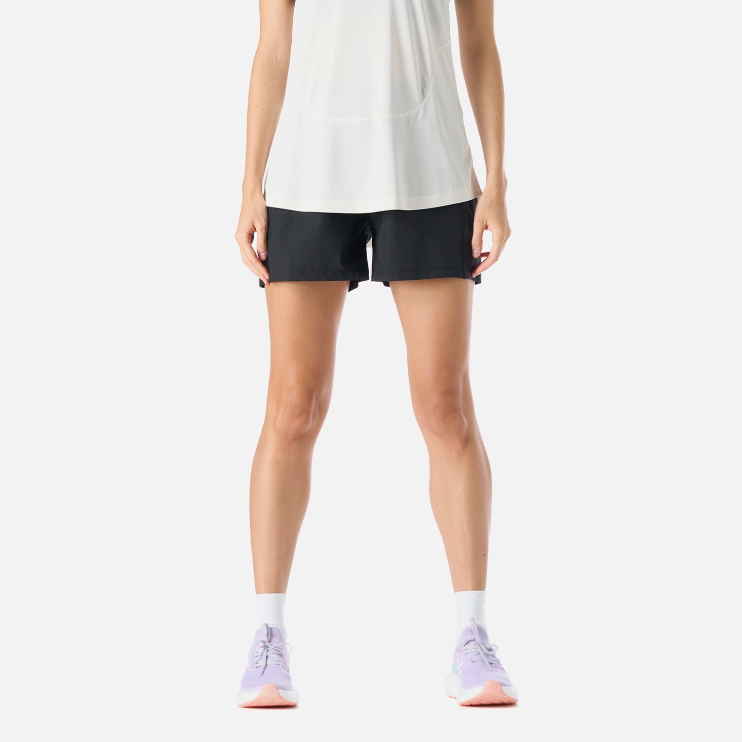 Shorts Mujer Built To Move 4" Shorts Negro Vulcano