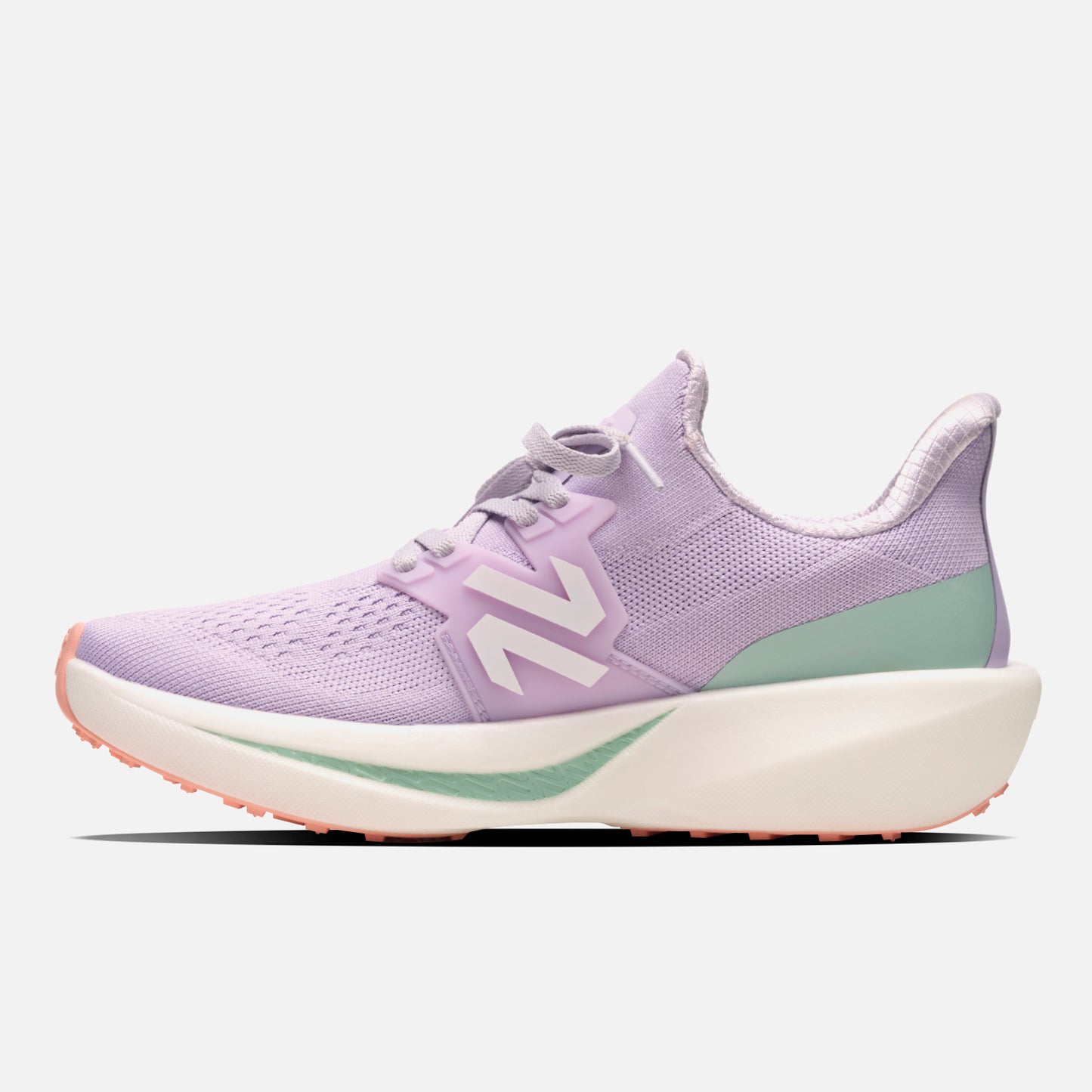 Zapatillas deportivas Magma Lila Vulcano para mujer, vista lateral con malla transpirable y soporte ergonómico. Ideales para entrenamiento diario.