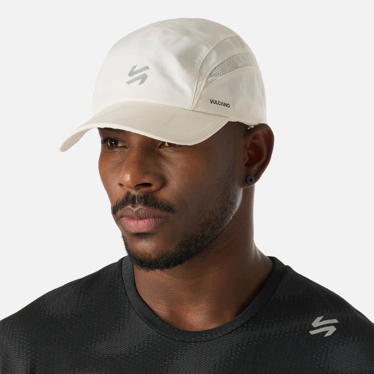 Jockey Built To Move Cap Blanco Vulcano