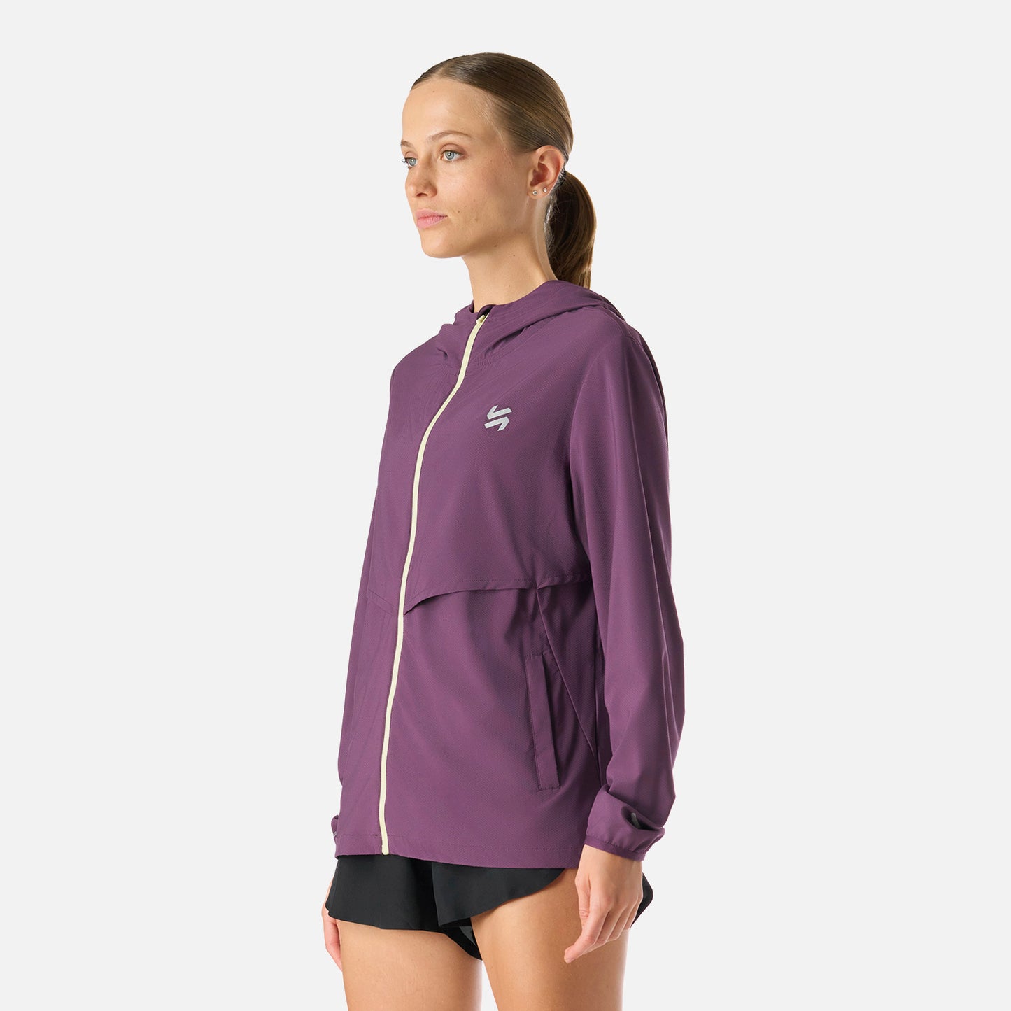 Chaqueta Mujer Built To Move Pro Windbreaker Jacket Morado Oscuro Vulcano