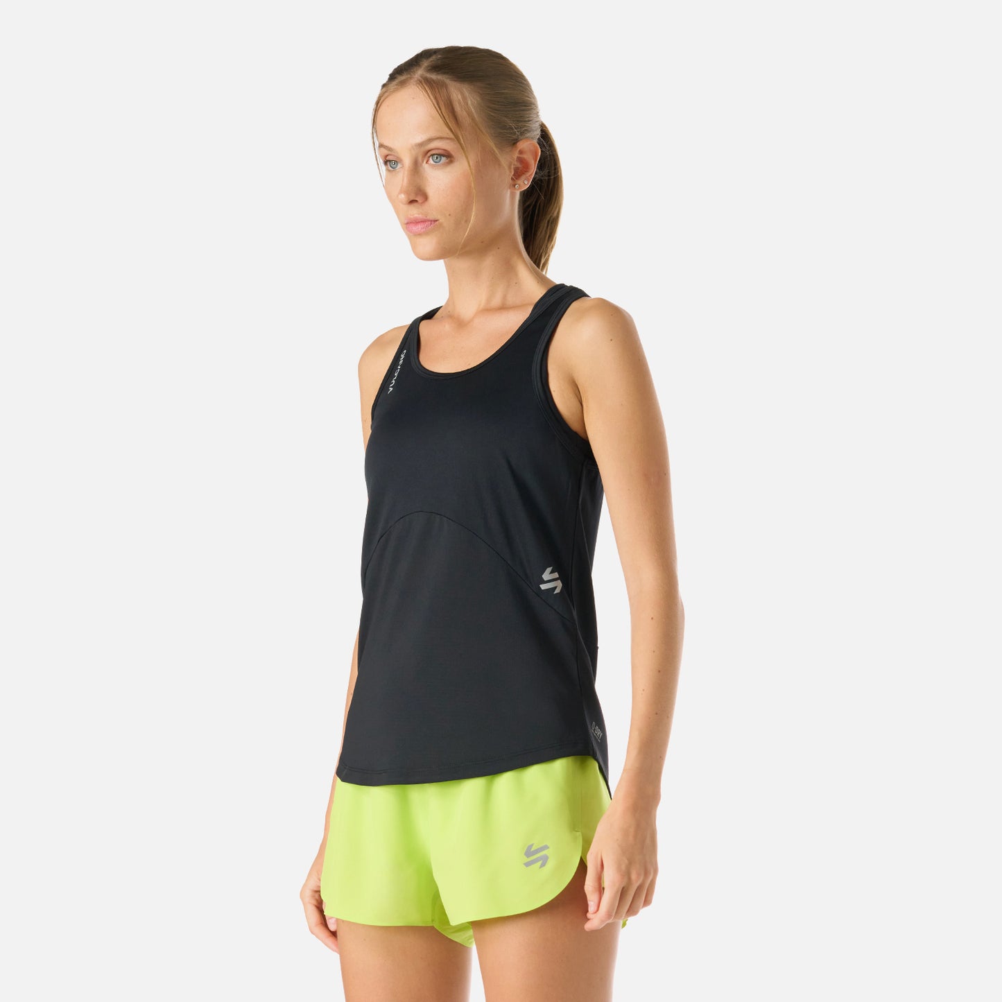 Polera Mujer Built To Move Tank Top Negro Vulcano