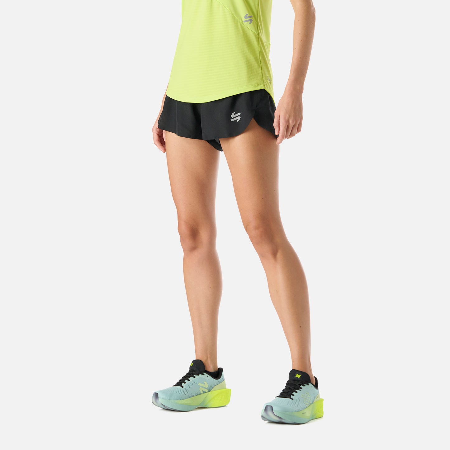 Shorts Mujer Built To Move 3" Shorts Negro Vulcano