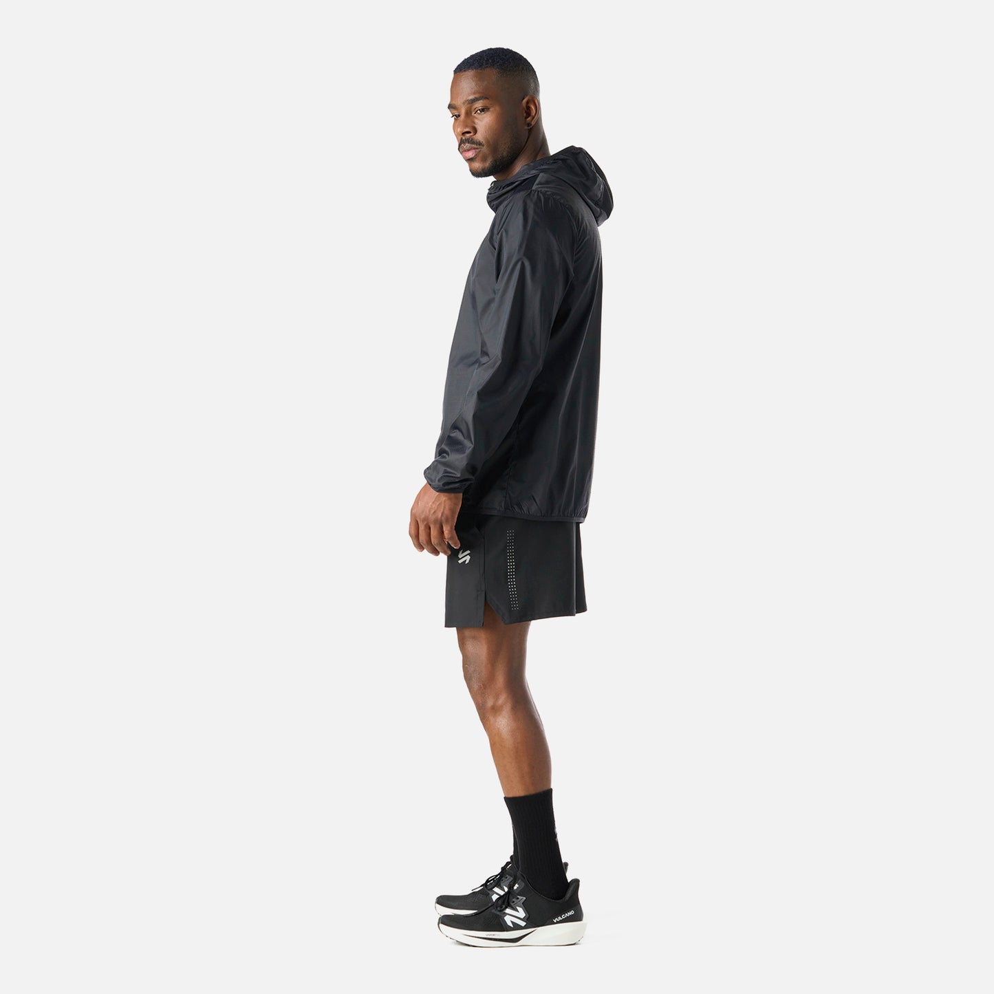 Chaqueta Hombre Built To Move Windbreaker Jacket Negro Vulcano