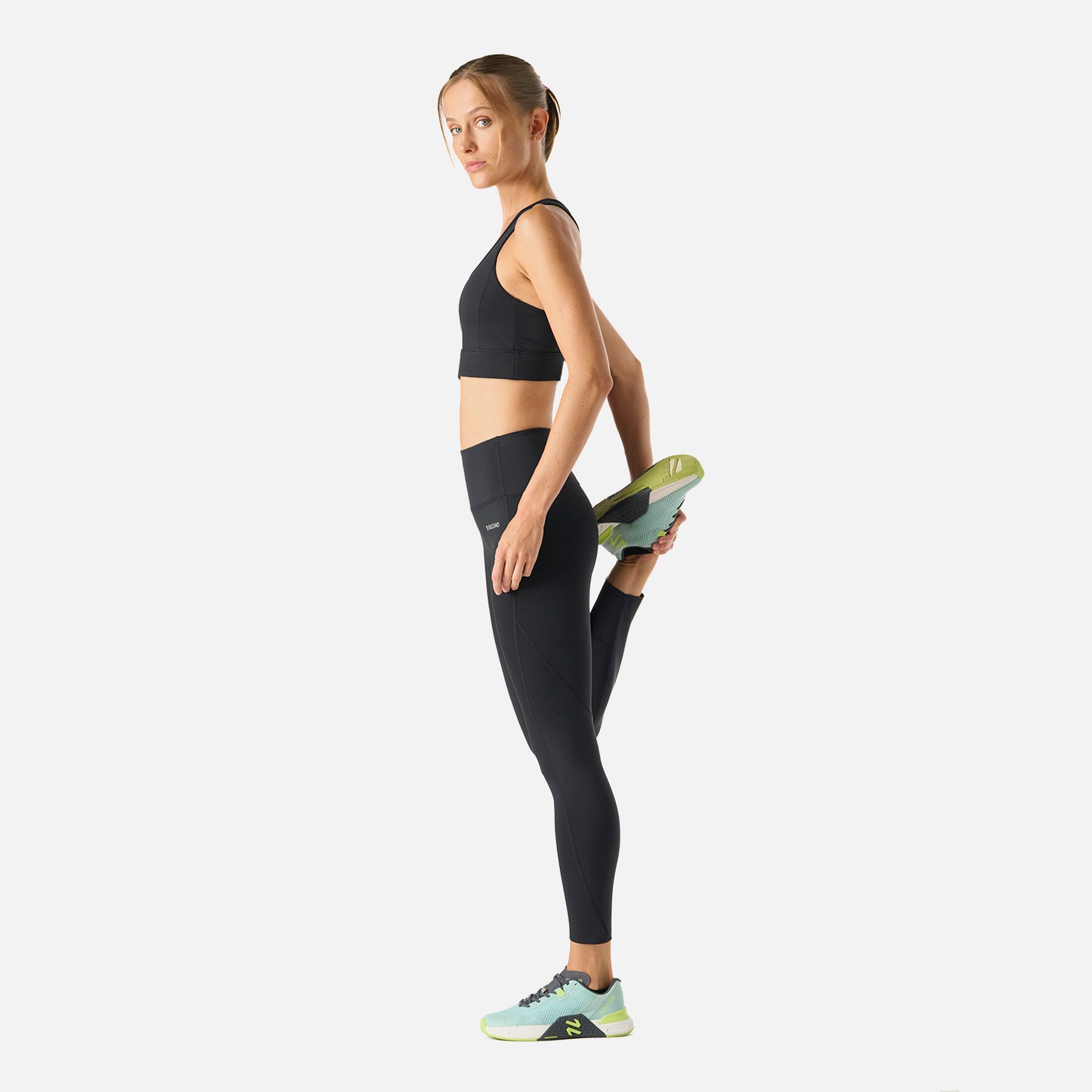 Peto Mujer Built To Move Medium Support Bra Negro Vulcano
