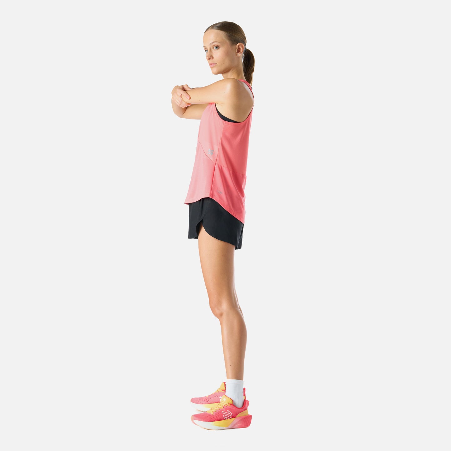 Polera Mujer Built To Move Tank Top Coral Vulcano