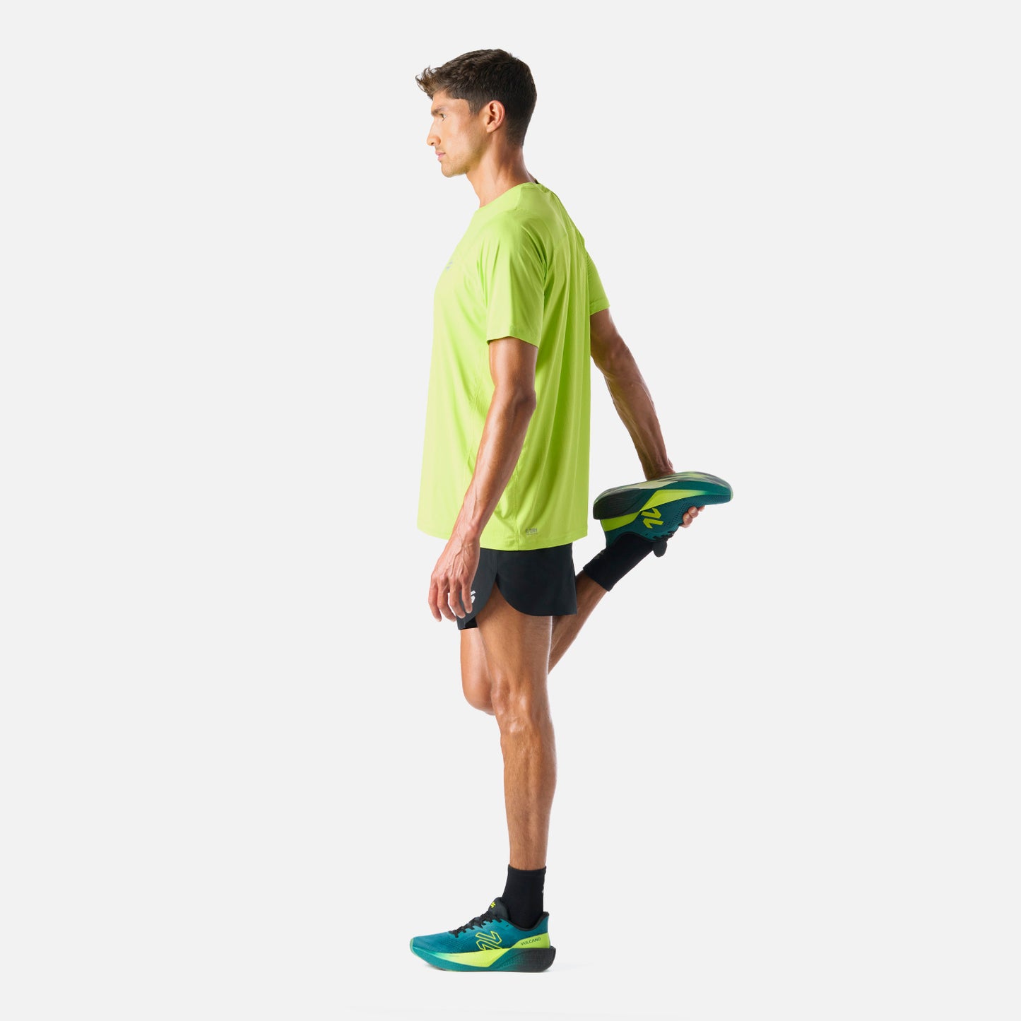 Shorts Hombre Built To Move 3" Shorts Negro Vulcano