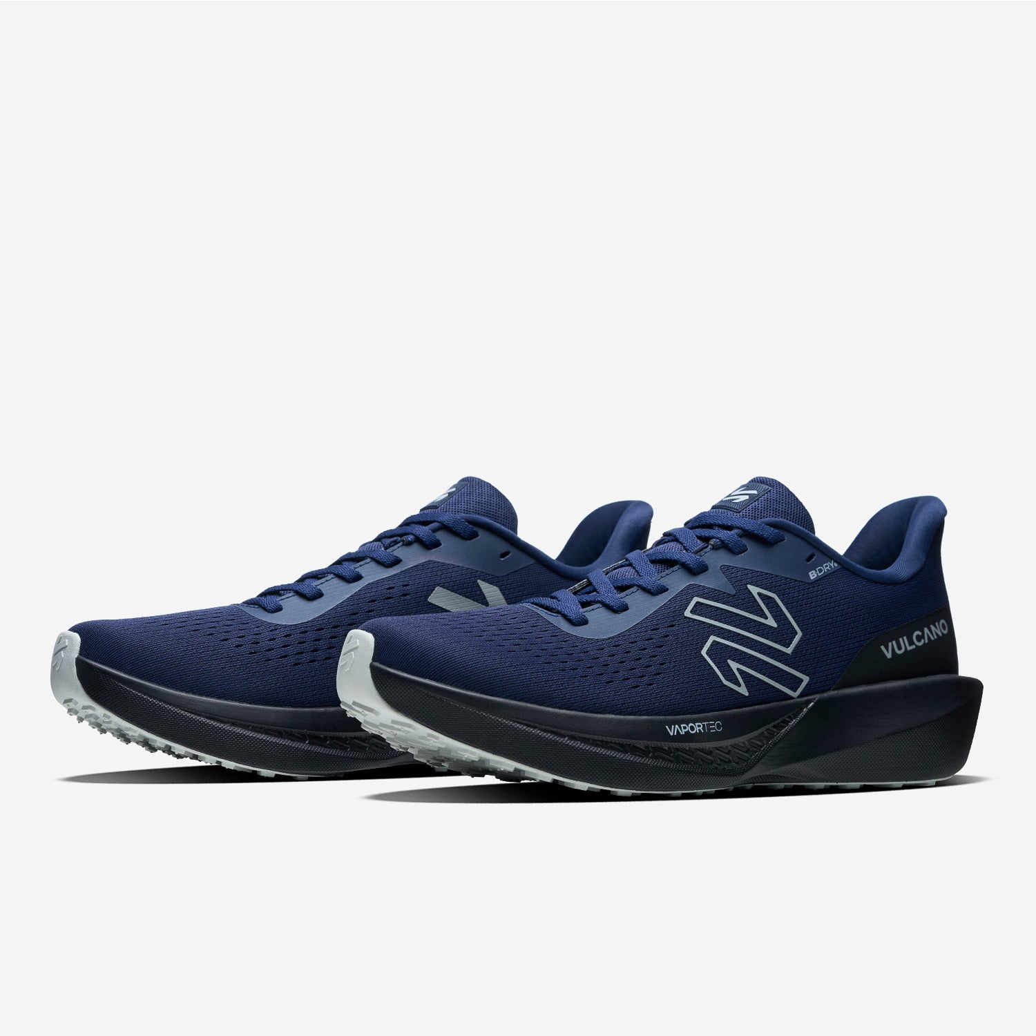 Par de Zapatillas Hombre Epicenter B-Dry Azul Marino Vulcano con tecnología B-Dry y diseño moderno, perfectas para correr en climas fríos y húmedos.
