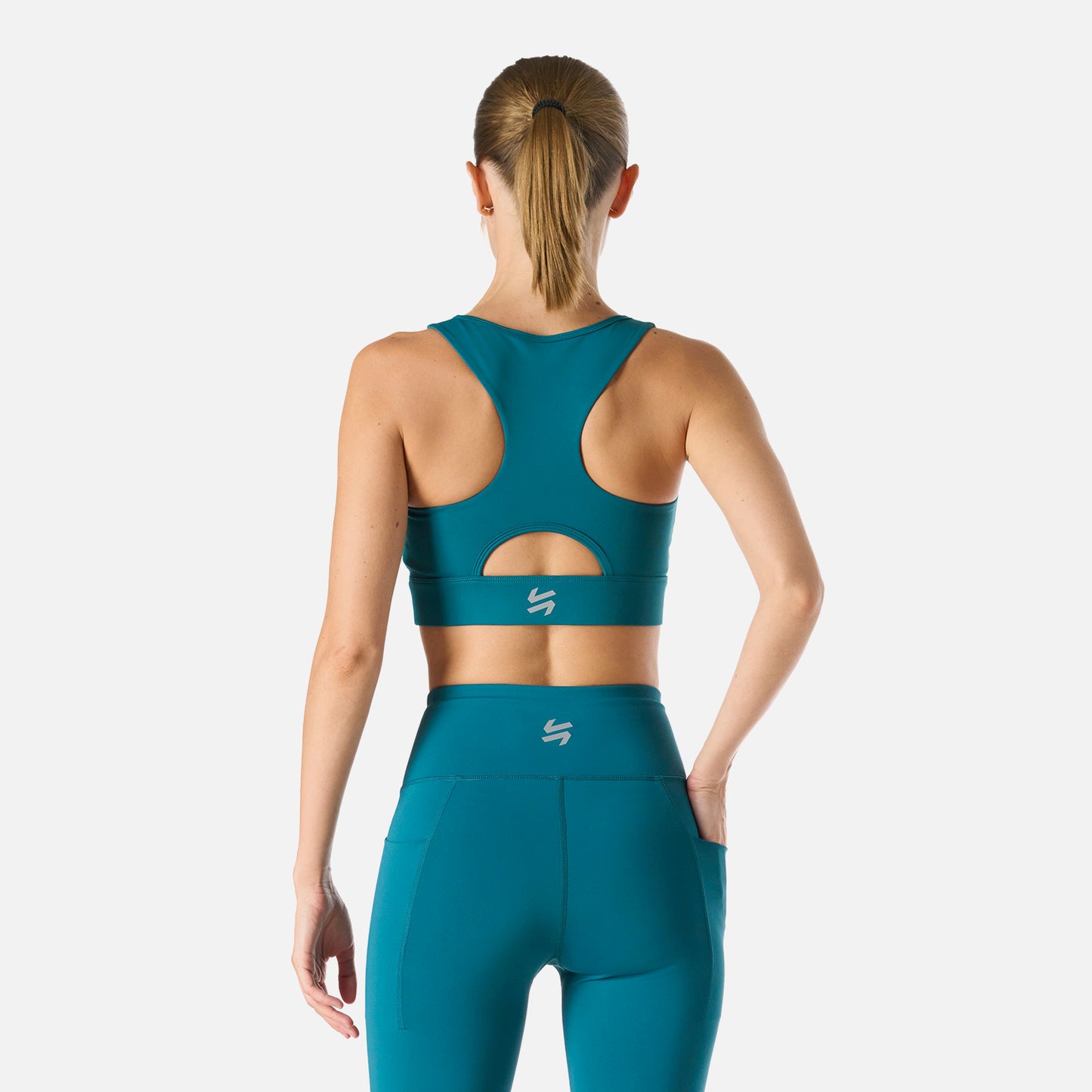 Peto Mujer Built To Move Medium Support Bra Petroleo Vulcano