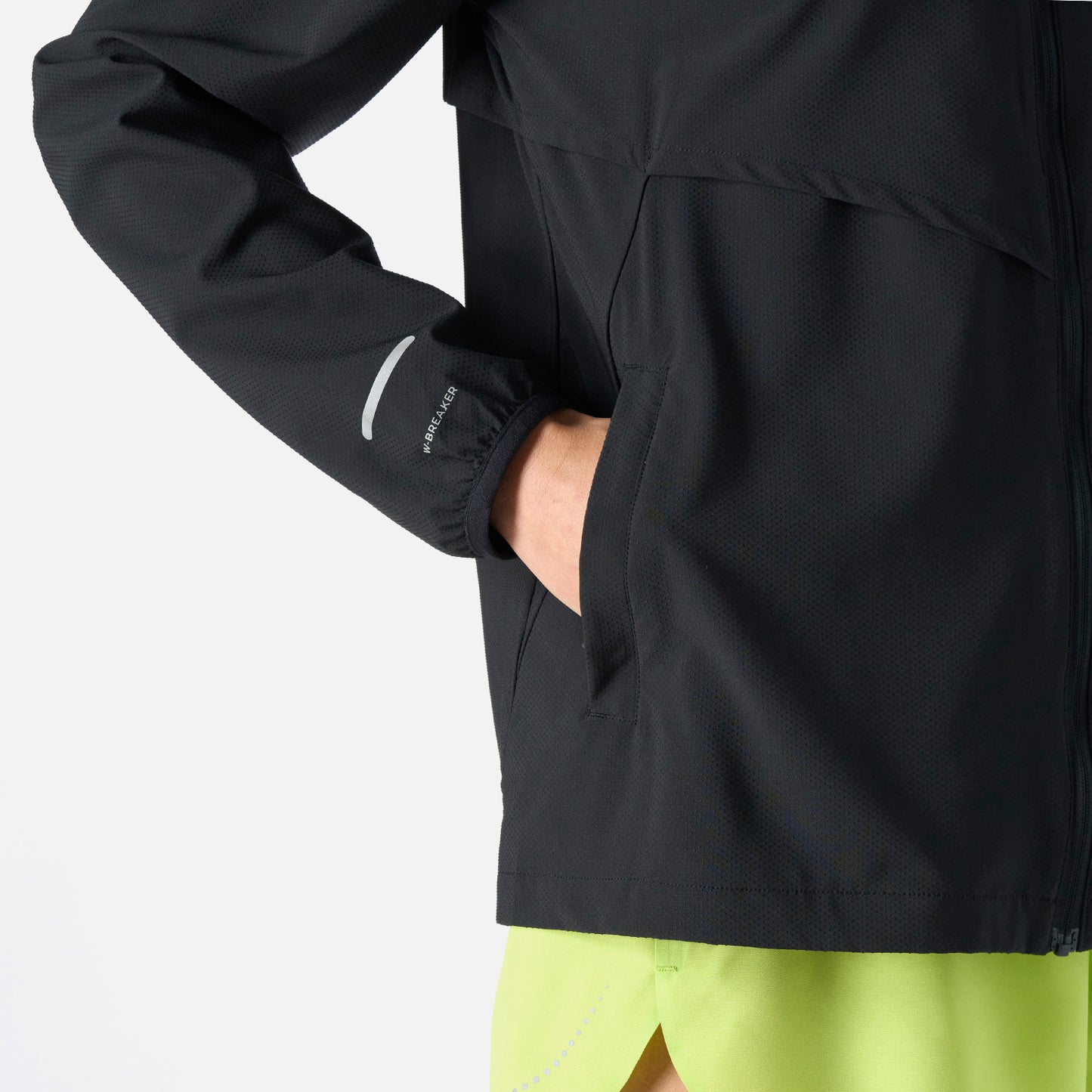 Chaqueta Mujer Built To Move Pro Windbreaker Jacket Negro Vulcano