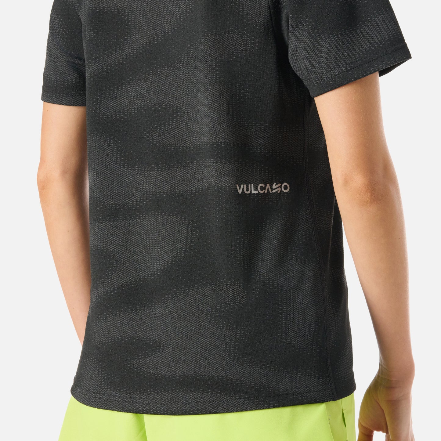 Polera Mujer Built To Move Pro T-Shirt Negro Vulcano