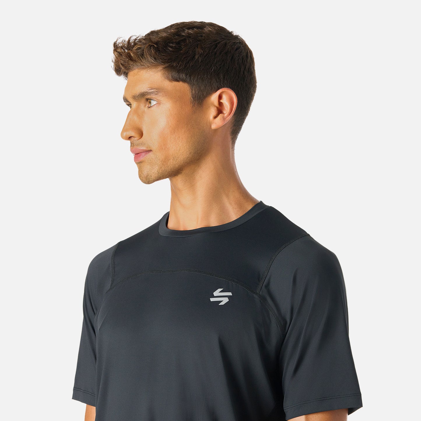 Polera Hombre Built To Move T-Shirt Negro Vulcano