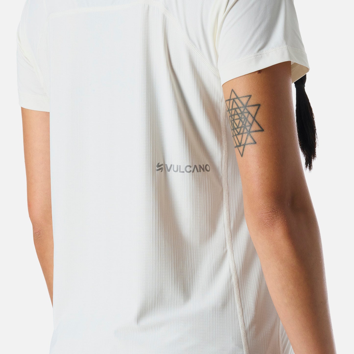 Polera Mujer Built To Move T-Shirt Blanco Vulcano