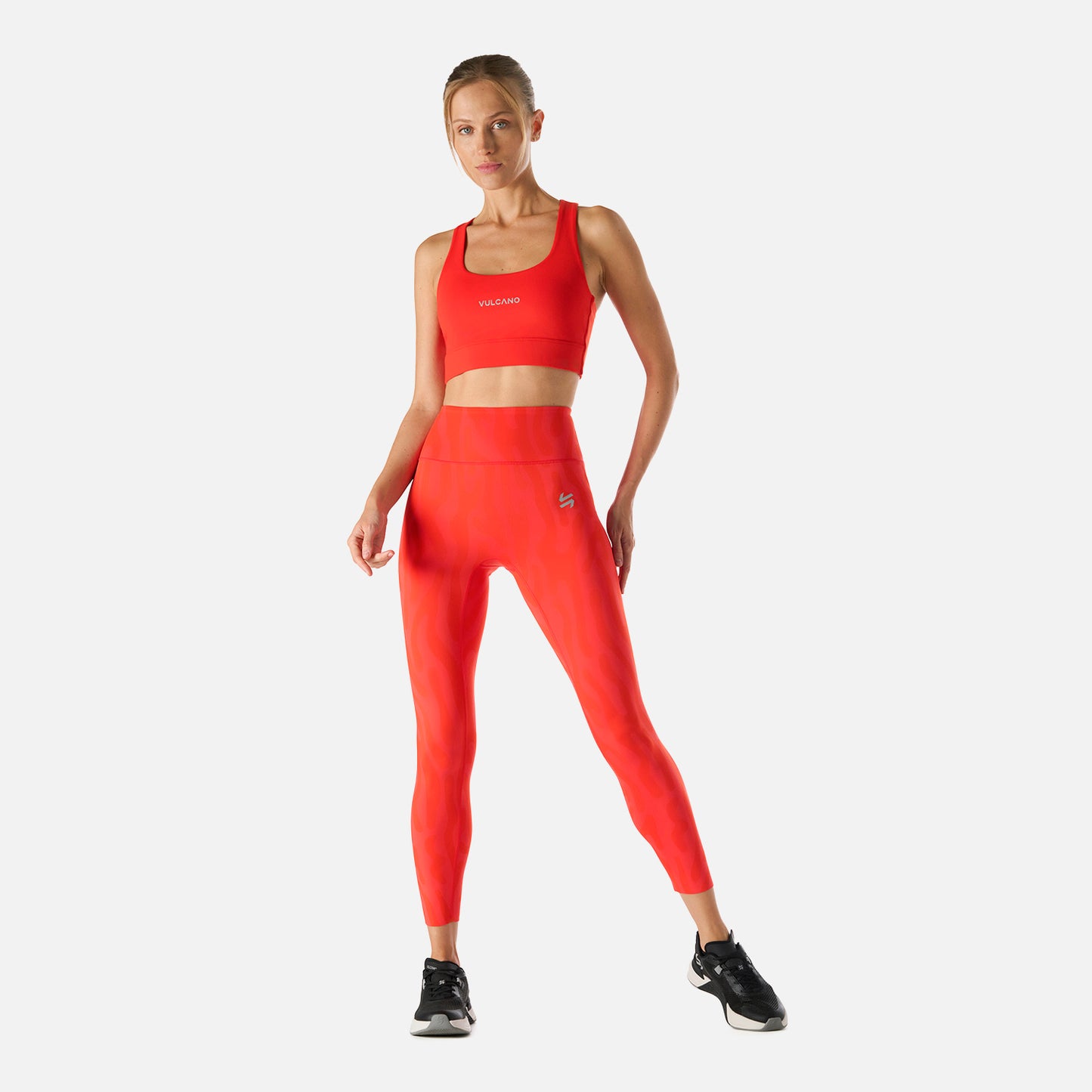 Peto Mujer Built To Move Light Support Bra Rojo Anaranjado Vulcano