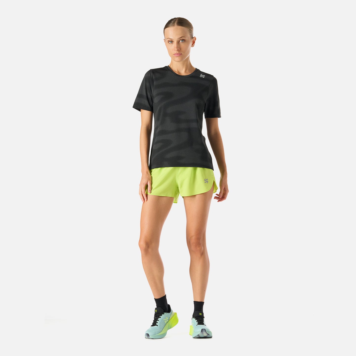 Polera Mujer Built To Move Pro T-Shirt Negro Vulcano