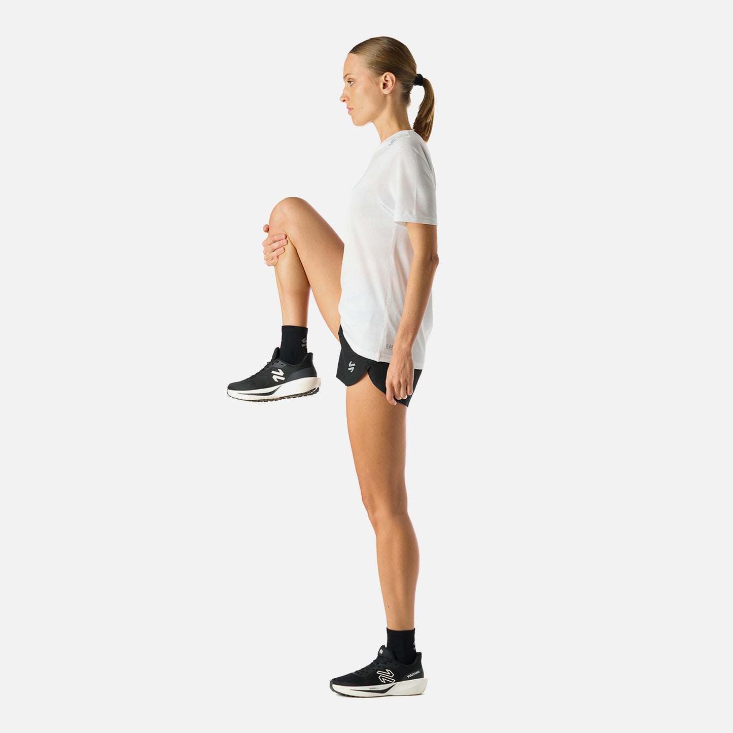 Polera Mujer Built To Move Pro T-Shirt Blanco Vulcano