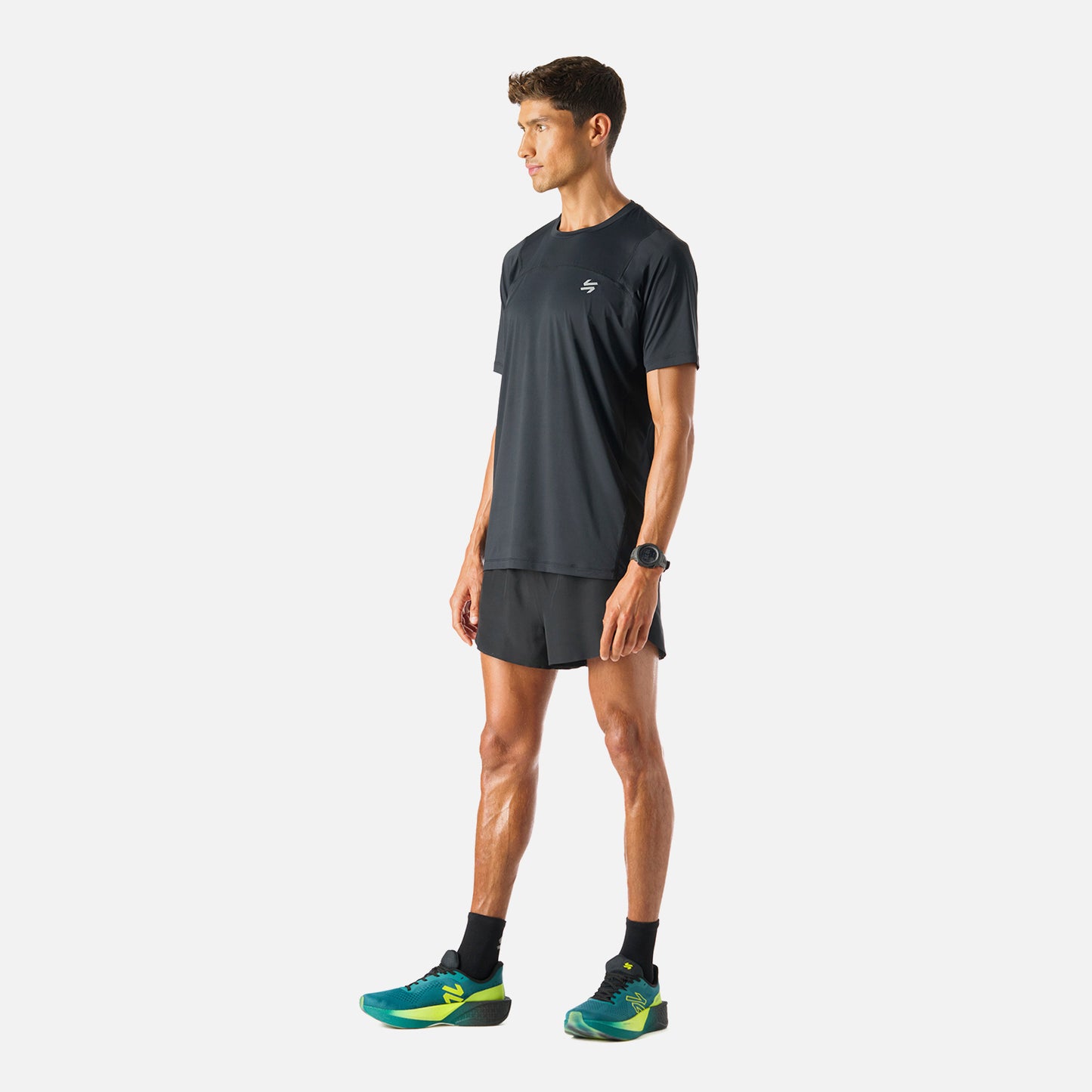 Polera Hombre Built To Move T-Shirt Negro Vulcano