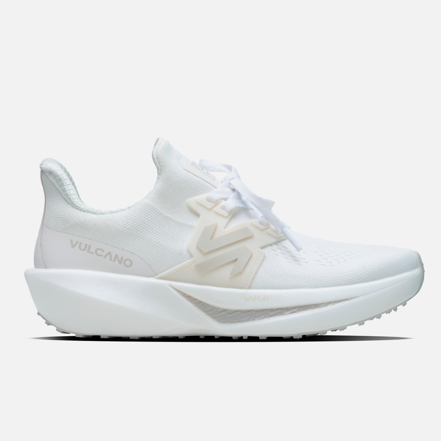 Zapatillas Mujer Magma Blanco Vulcano con diseño ergonómico y suela VaporTec, ideales para running y uso diario en invierno 2025.