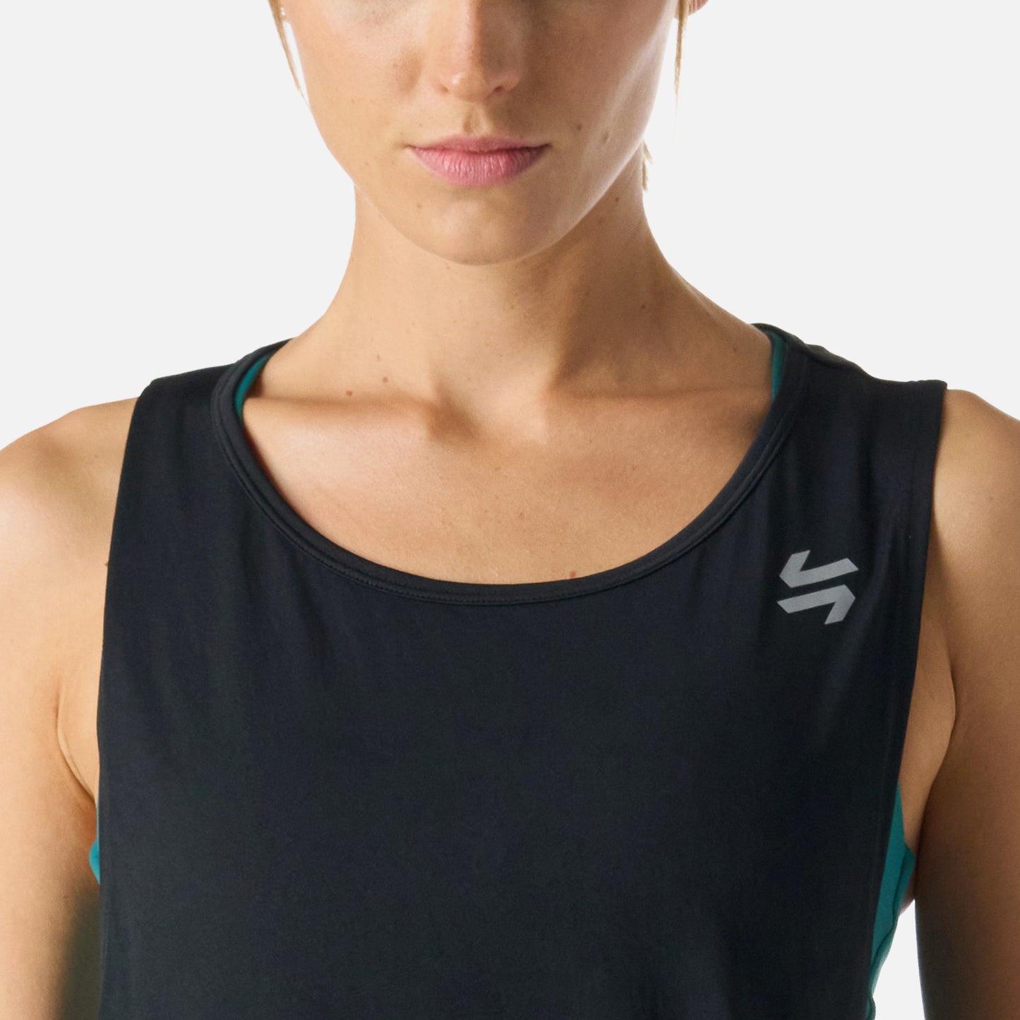 Polera Mujer Tempo Tank Top Negro Vulcano