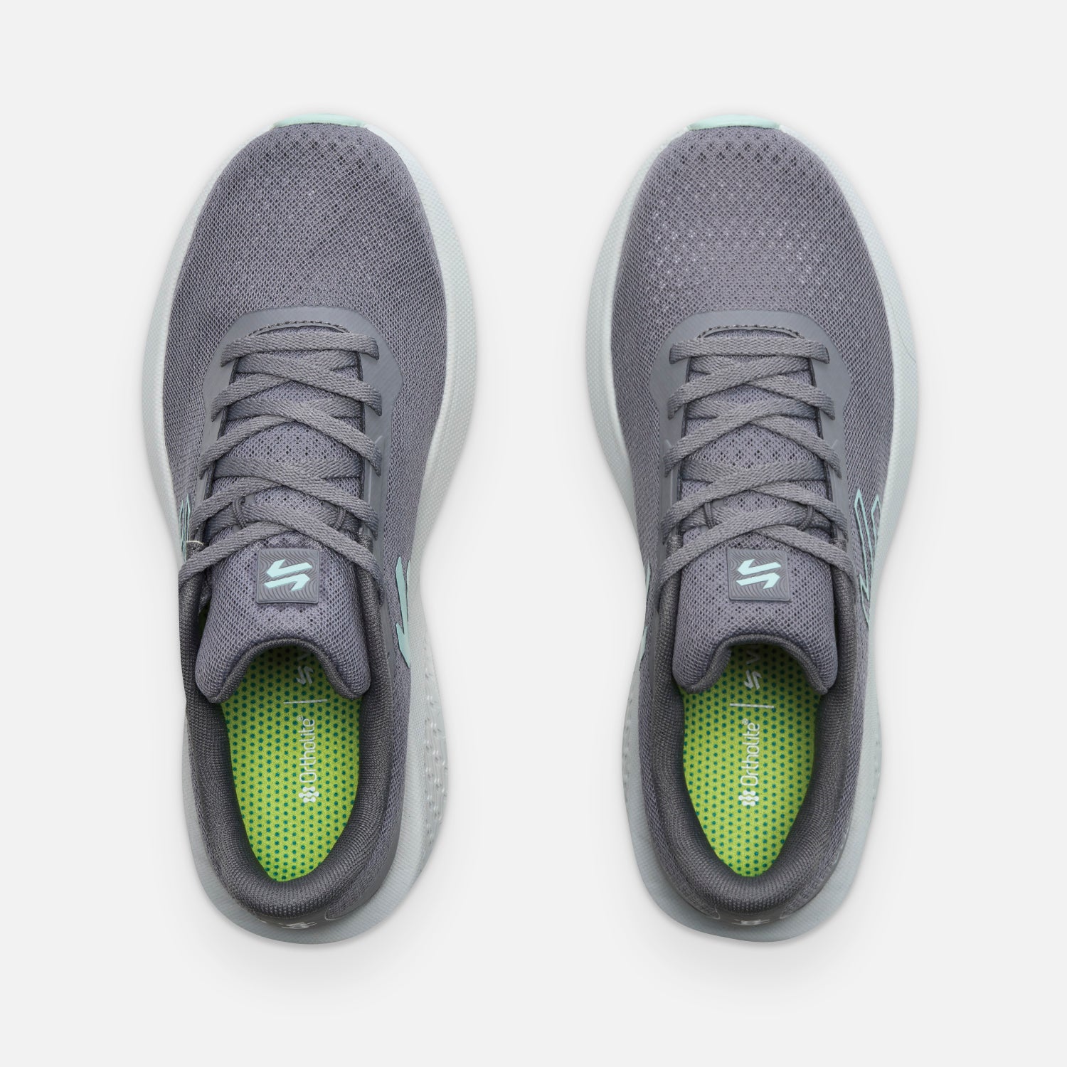 Vista superior de las Zapatillas Mujer Seismic Gris Vulcano con plantilla Ortholite verde y ajuste cómodo para mujer.